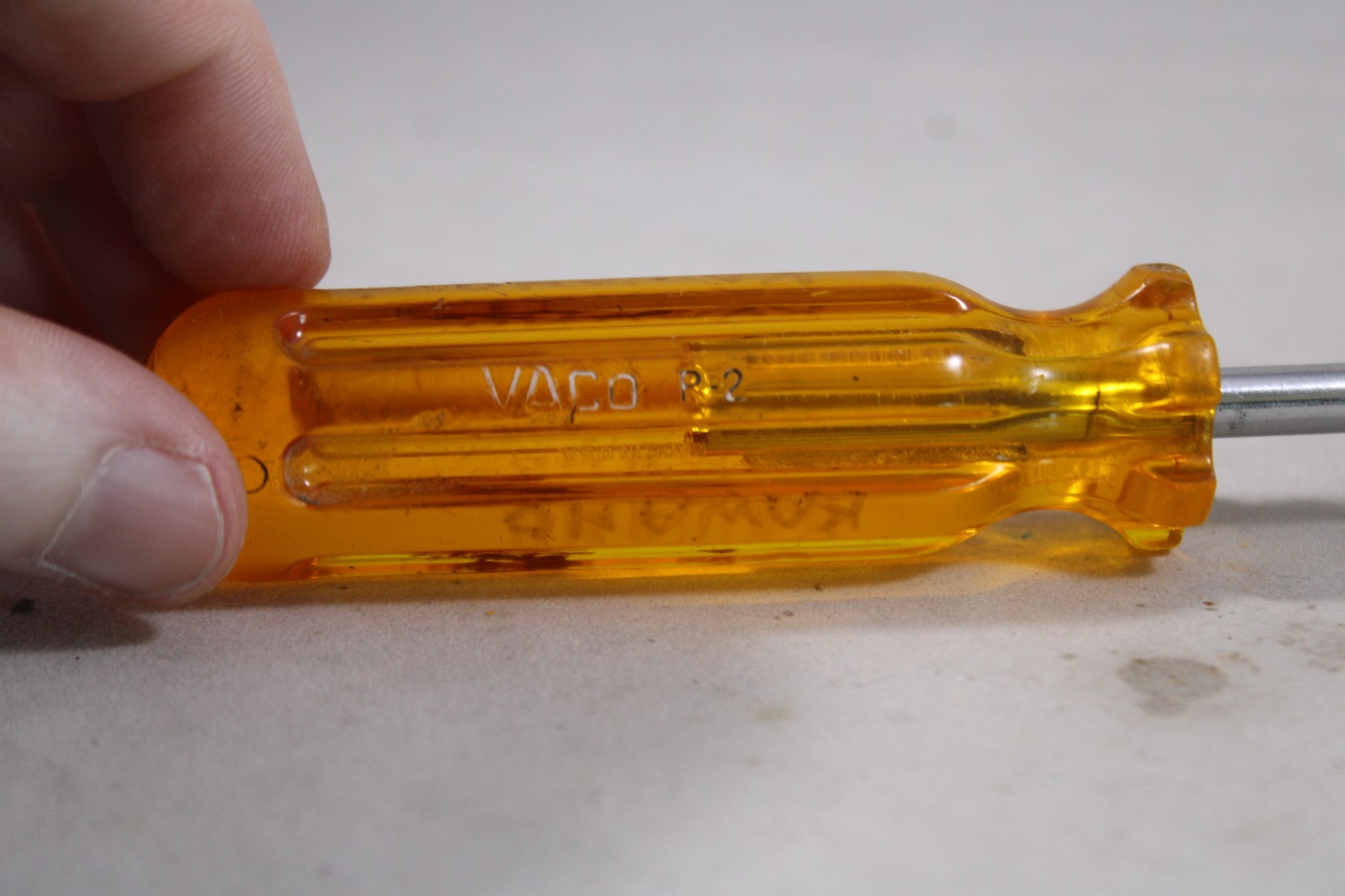 Vaco P-2 Phillips Screwdriver USA Amber Handle