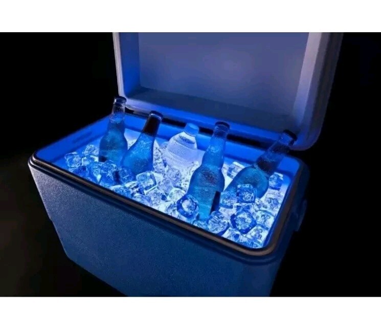Submergible Blue LED String Light Cooler Coolerbrightz Waterproof Lights.  NEW