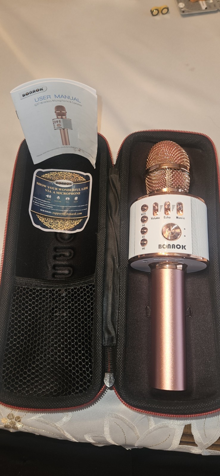 BONAOK Wireless Bluetooth Karaoke Microphone – Rose Gold w/ Case & Cables