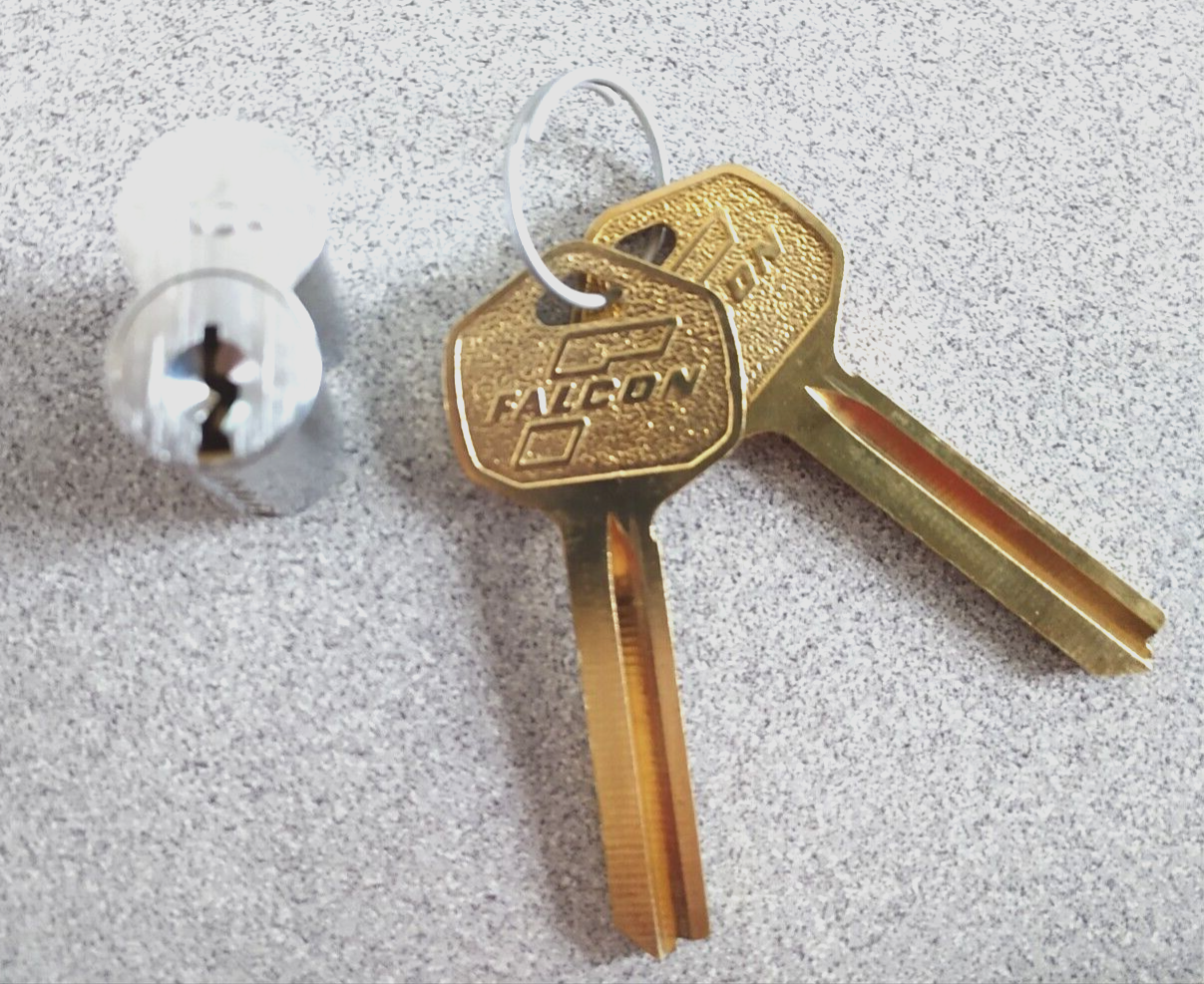 FALCON LOCK C607 A INTERCHANGABLE CORE NOS US26D 7 PIN