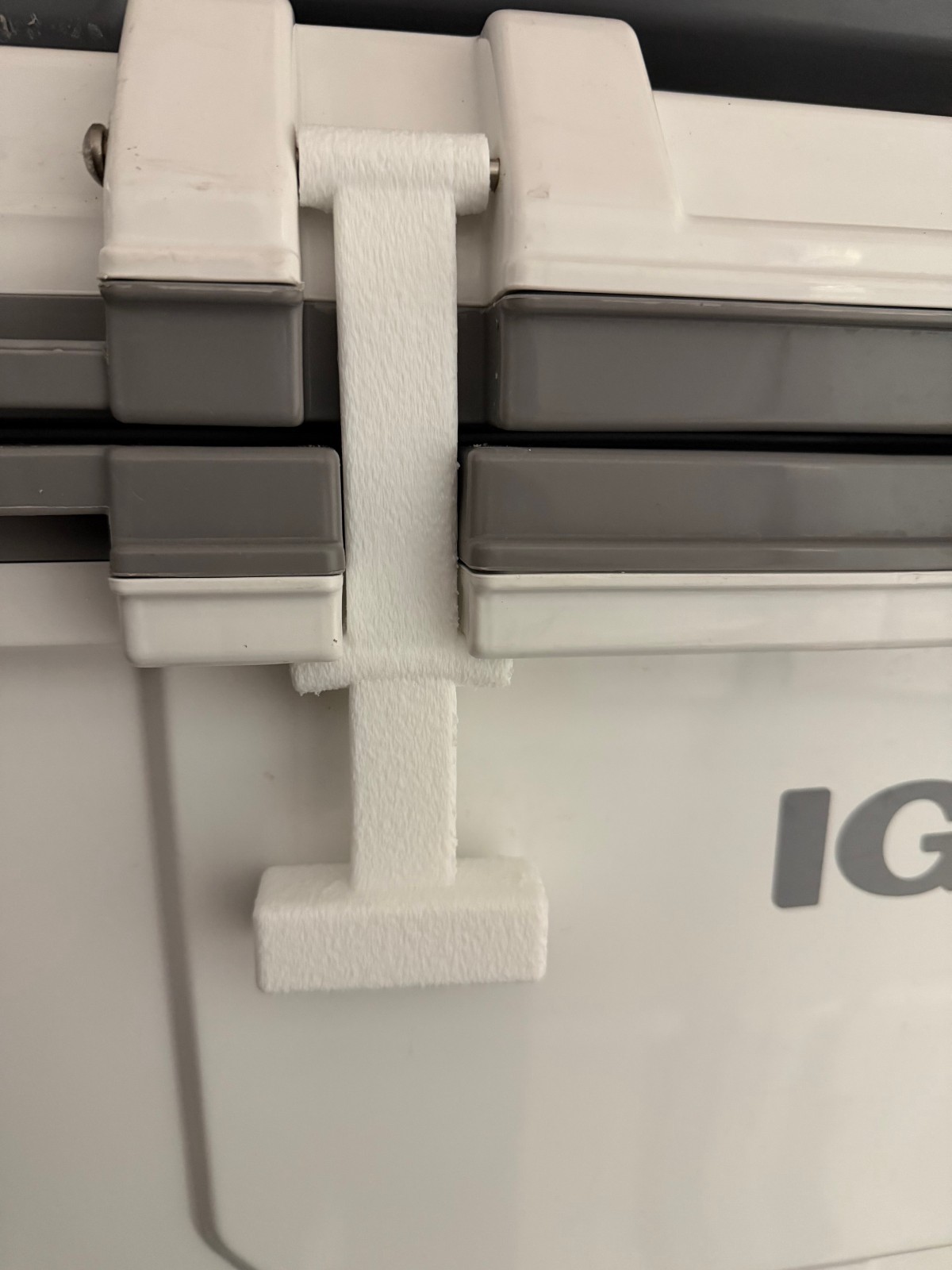 Generic Igloo IMX 24 and IMX 70qt Replacement Latches