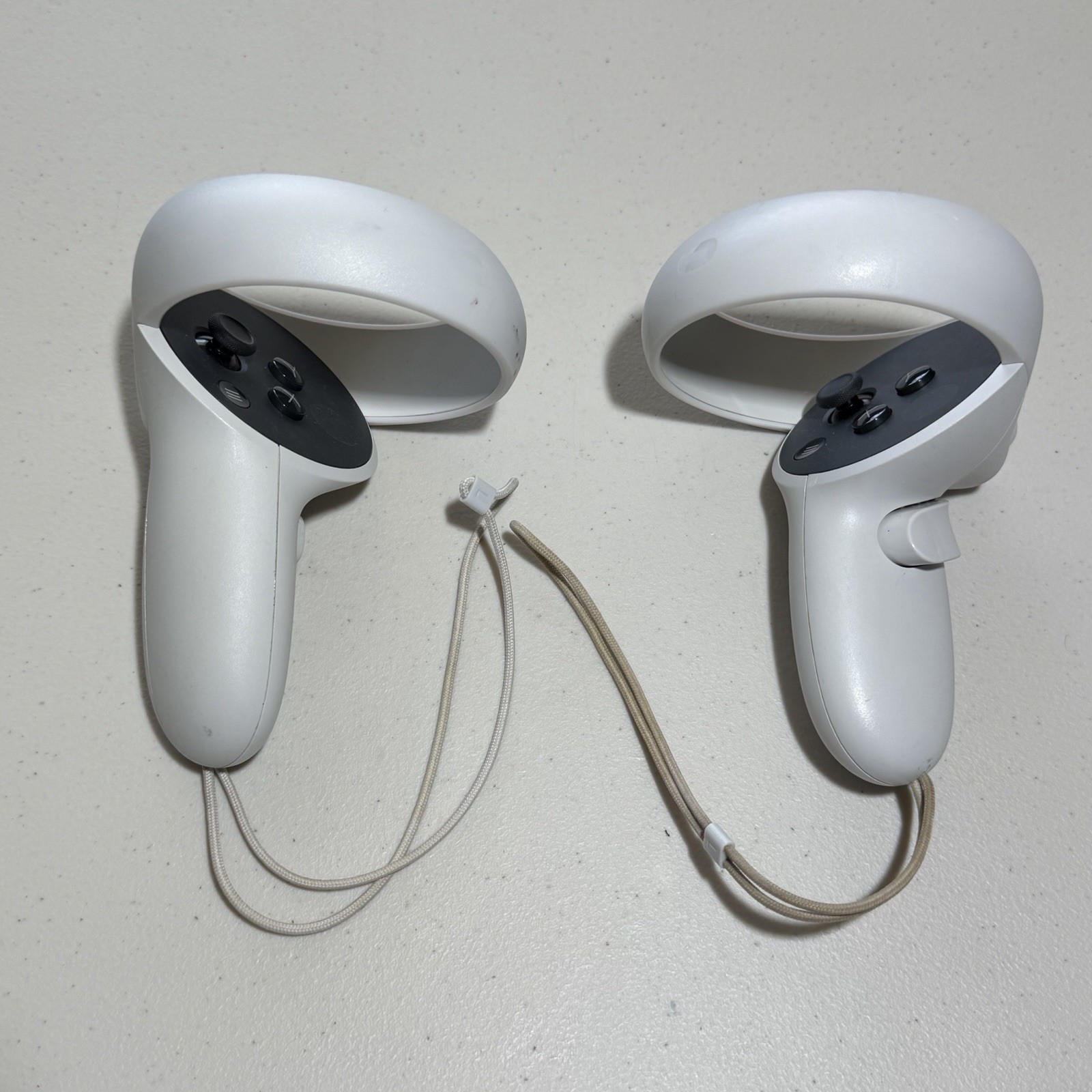 Meta Oculus Quest 2 VR LEFT AND RIGHT Controllers Only - Free Shipping