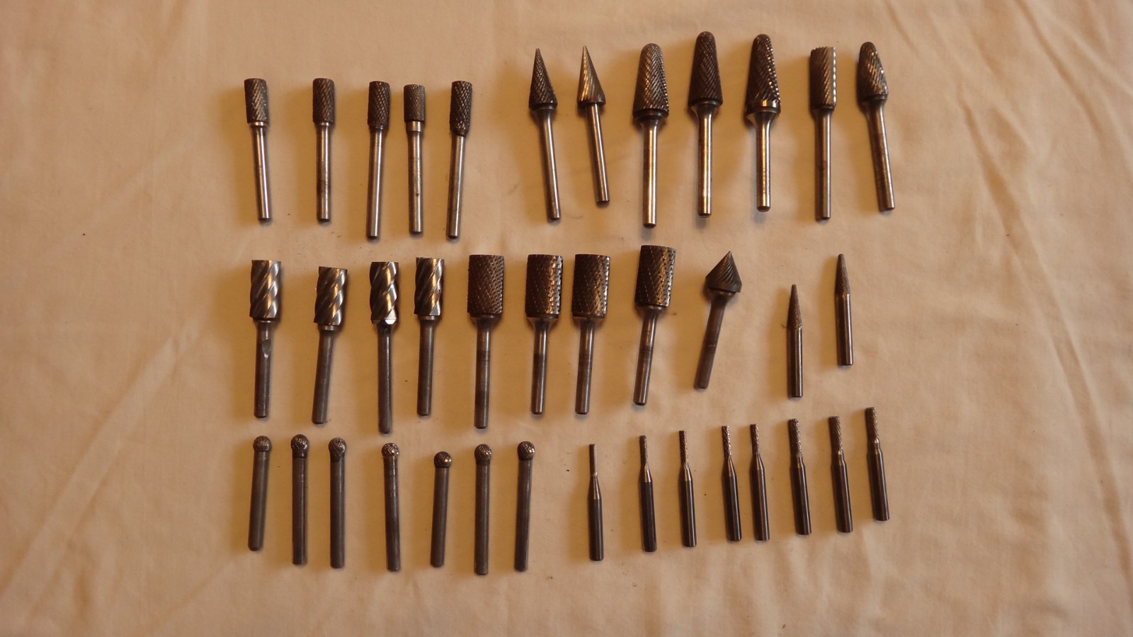 37 Pcs 1/4" SHANK CARBIDE BURR SET. DOUBLE / SINGLE CUT USED CONDITION