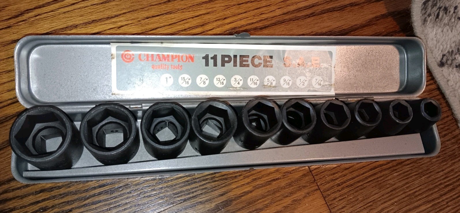 Vintage Champion Sae Impact 11 Piece Socket Set