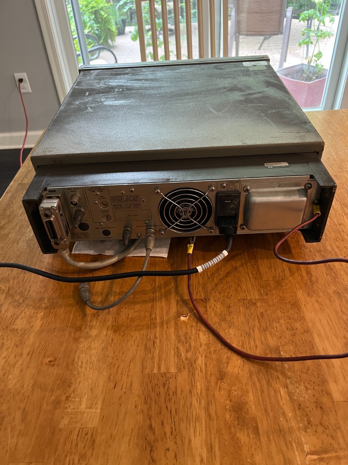 HP 8656B RF Synthesizer Generator