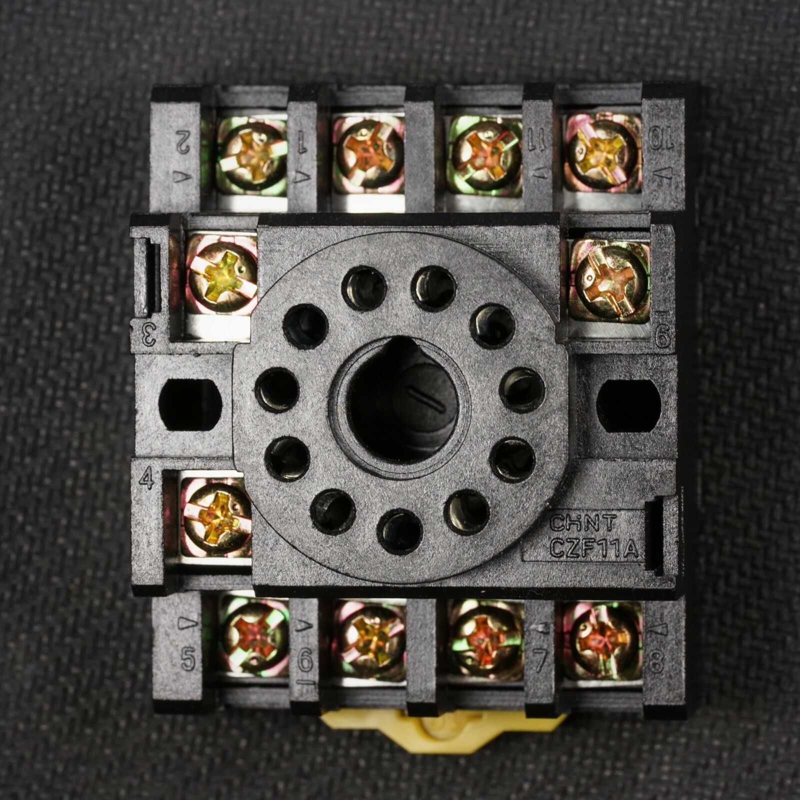 NEW 11 Pin Octal Base Socket For Plug In Relay DIN & Panel Mount 27E892 27E123