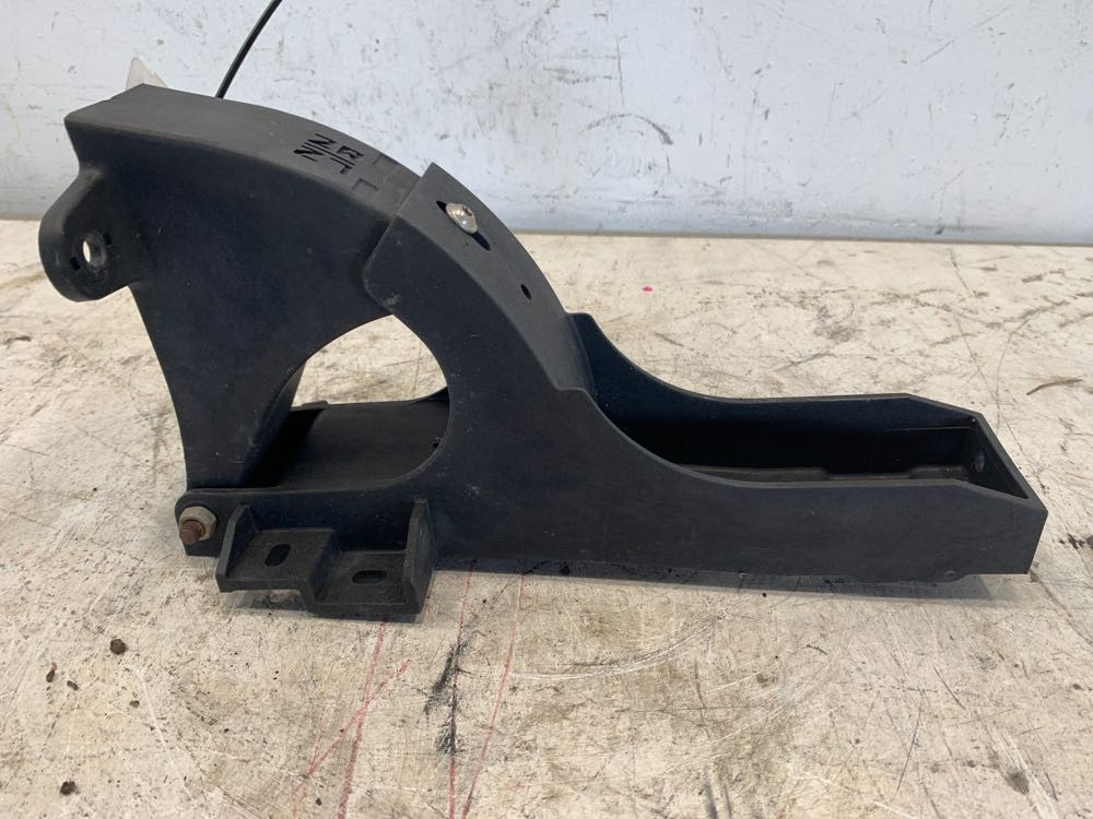 2008 Freightliner Cascadia Cab Extension Bracket (778-10322)