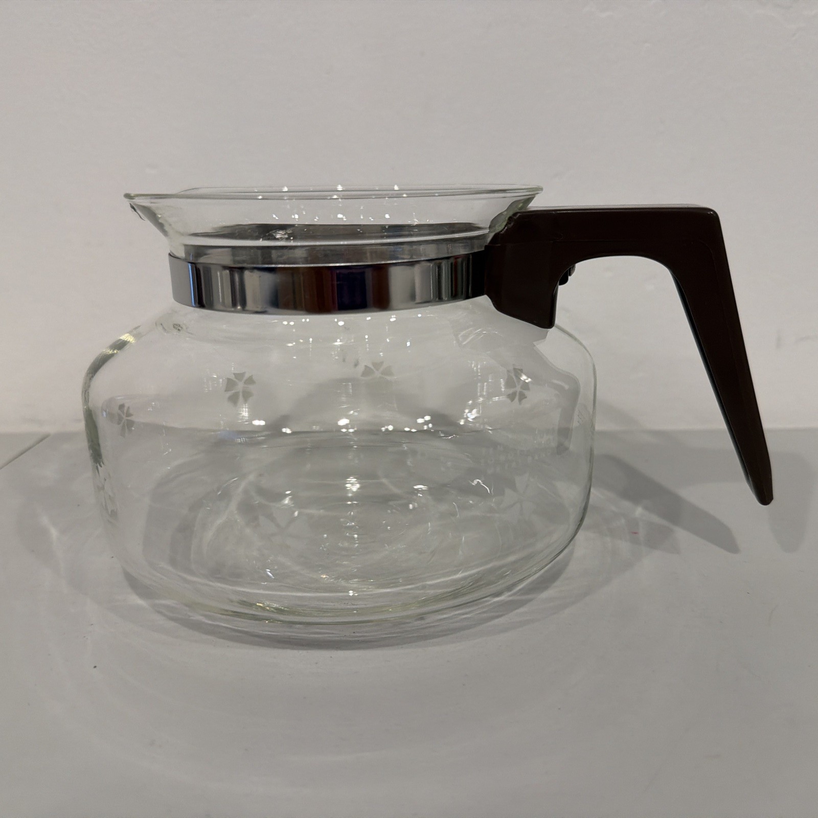 VINTAGE Mr Coffee 8 Cup Glass Decanter Carafe 8 Cups 5oz Cups Brown Handle