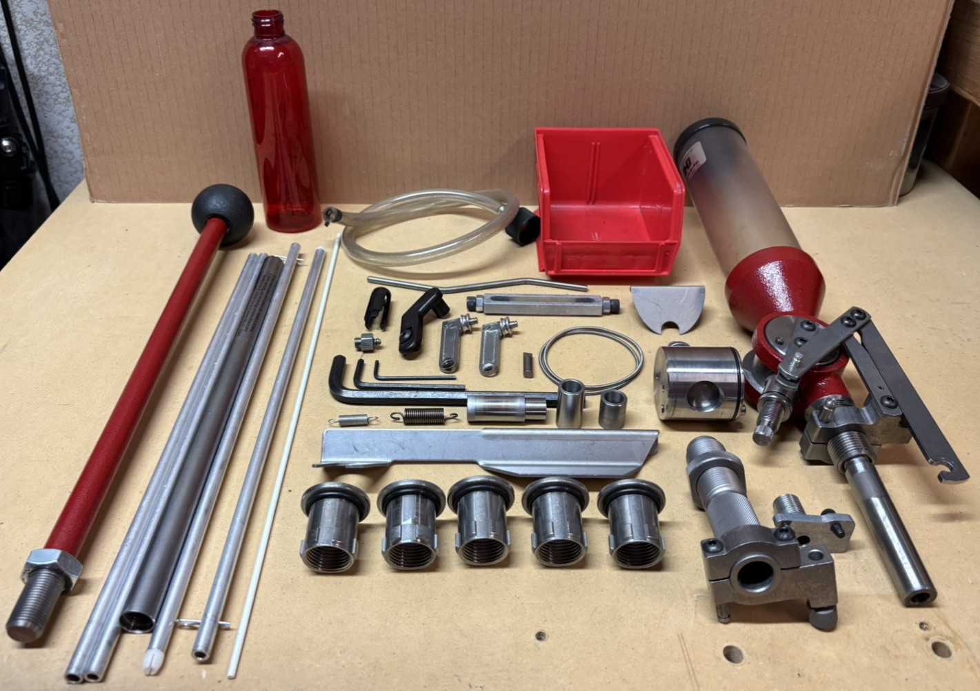 Hornady Lock-N-Load AP Loader Progressive Press + Shell Plates + Die Tool Nice