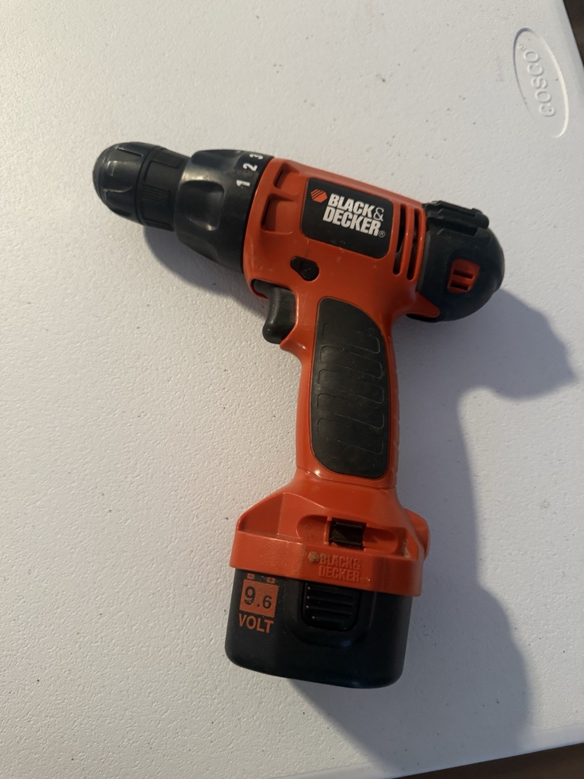 Black And Decker  9.6v Drill CD9602 With 1 Battery  (NO Charger) PS120 Battery