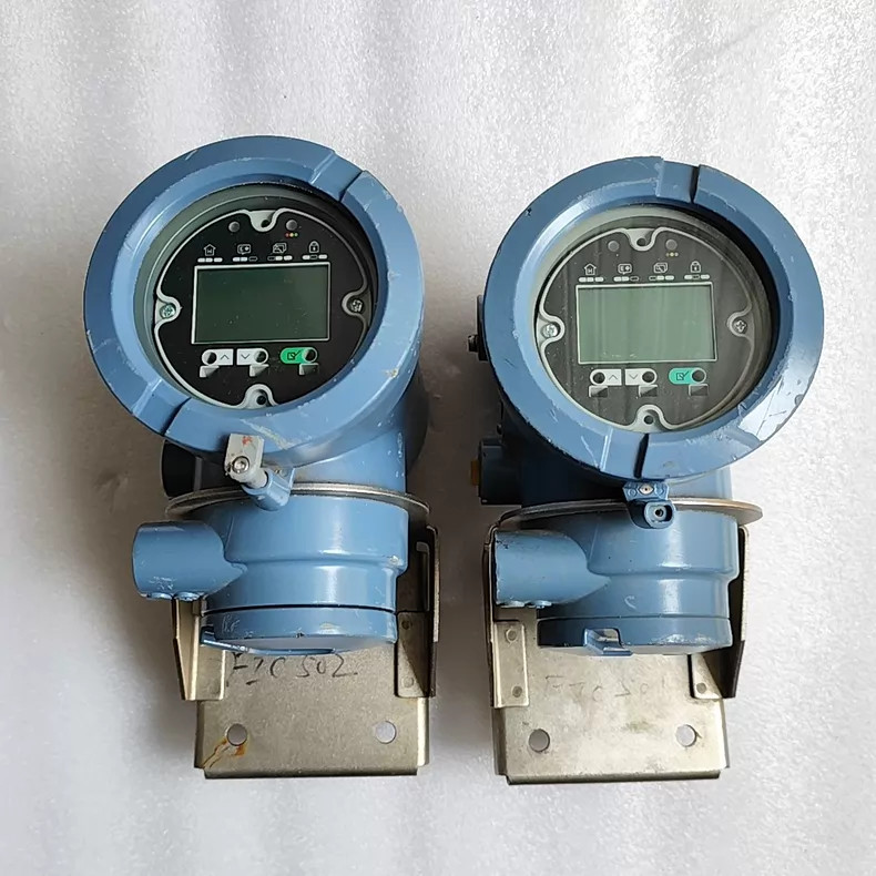 Micro Motion 1700R18ABFMZZZ Flow Sensor Used 1PCS