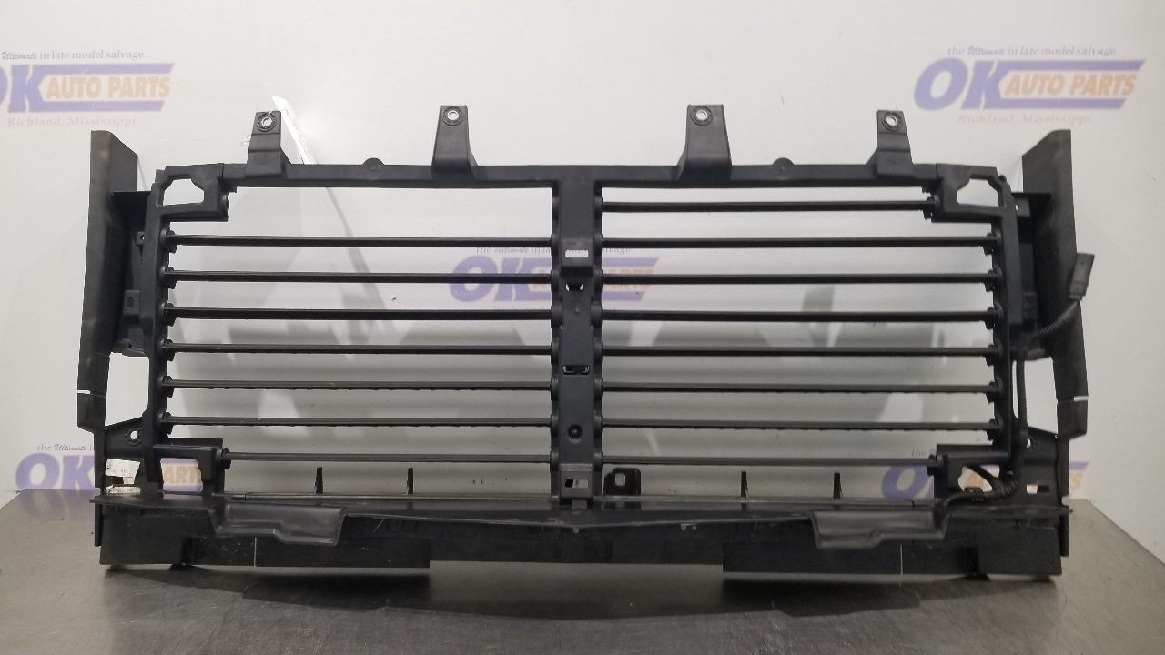 22 CHEVY SILVERADO 1500 CLASSIC UPPER AIR SHUTTER 2.7L