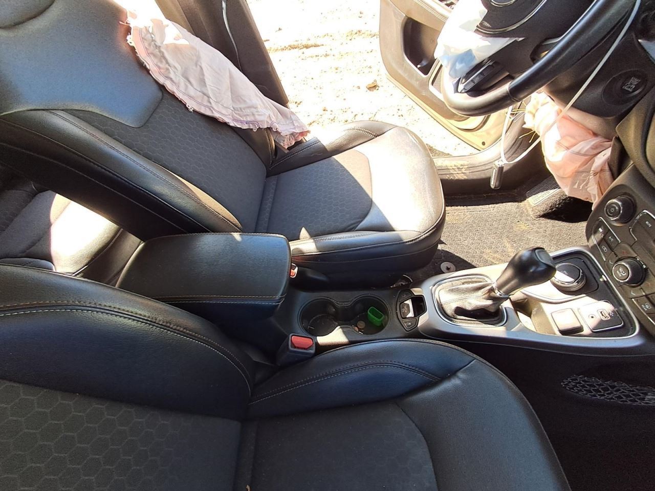 COMPASS   2018 Transmission Shift 2893835