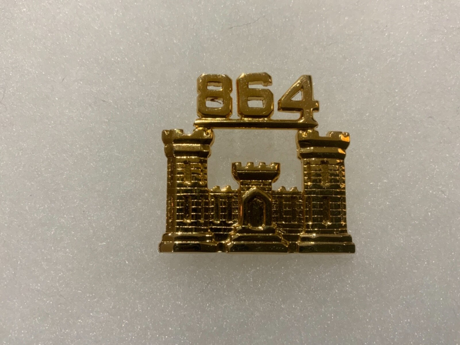 Army 864th Engineer Corps Branch Officers Collar Insignia Clutch Back