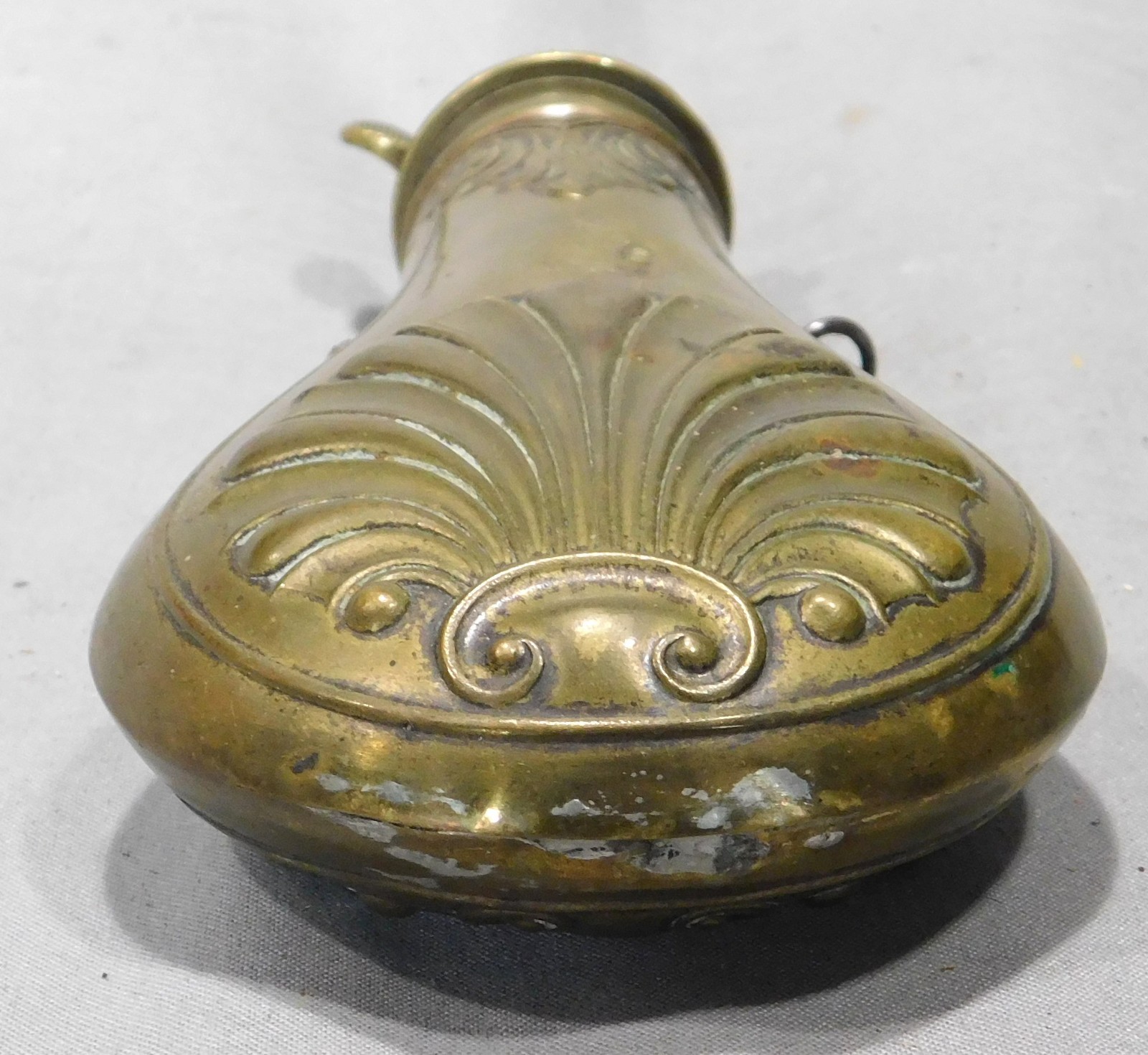 Antique Frary Benham & Co Brass Black Powder Flask Shell Pattern 1850 Adjustable