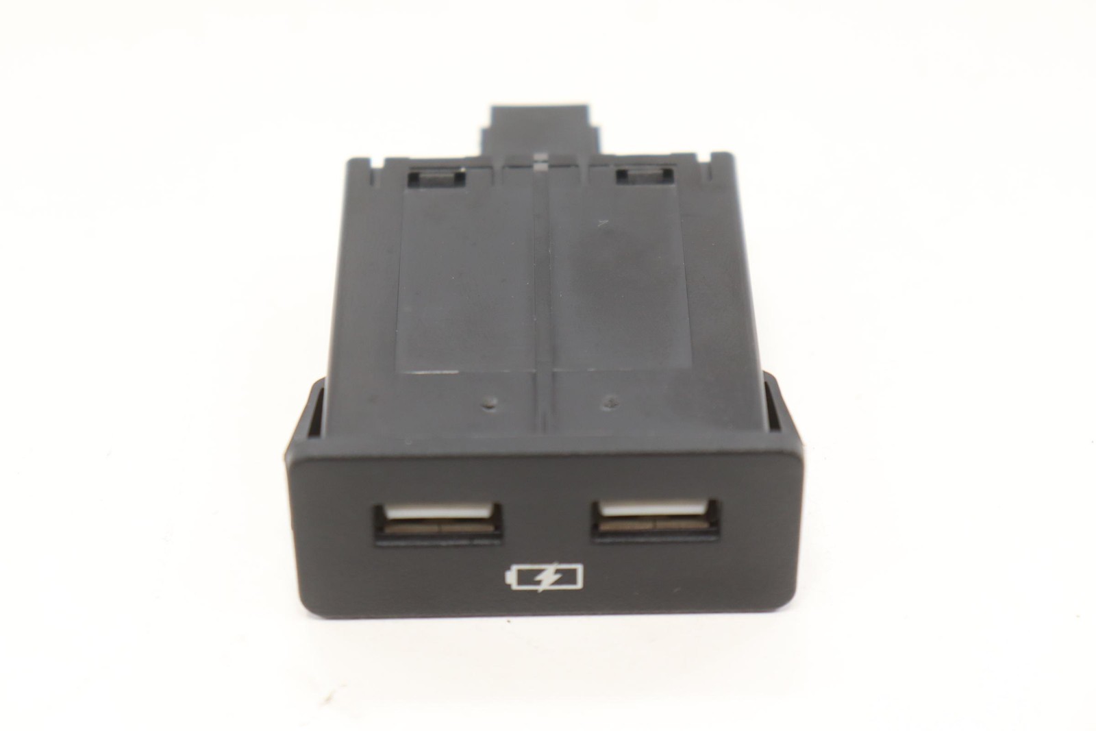 2023 - 2024 MAZDA CX-50 CENTER CONSOLE DUAL USB ADAPTER CHARGING PORT OEM