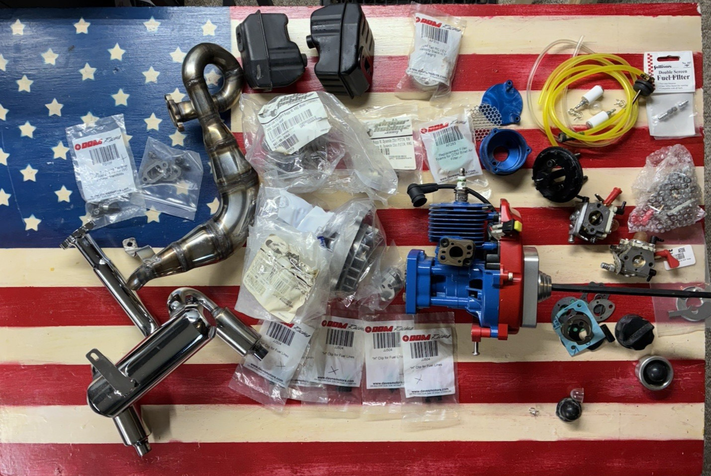Dynamite 23CC 1:5 Gas Engine from Losi DBXL RC Tk Buggy With Engine Accessories
