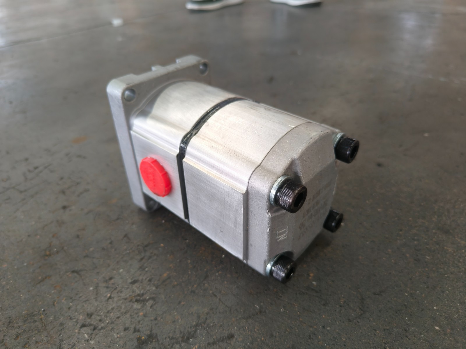 Two Section Hydraulic Pump for AGT YSRT14 Mini Skid Steer Loader Parts