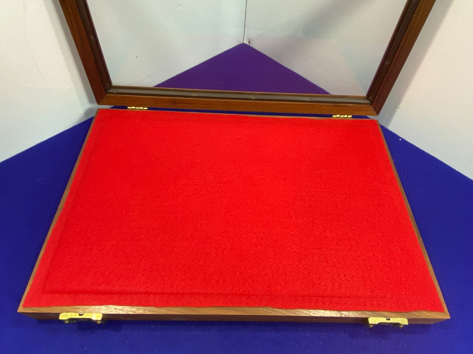 Vintage Wooden Glass-Top Display Case with Red Felt & Foam Insert  Lockable