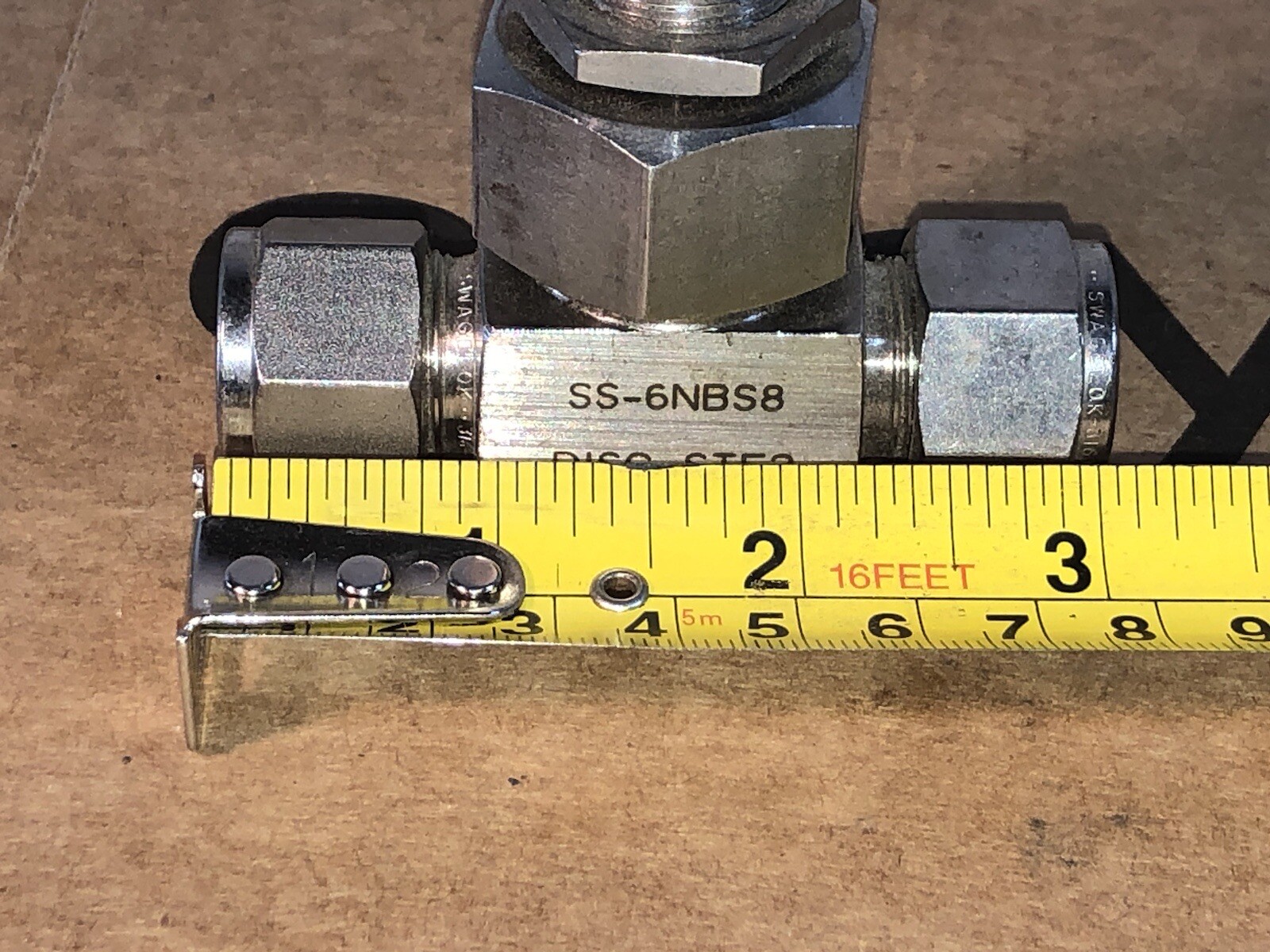 Whitey SS-6NBS8 Union Needle Valve 1/2" Tube Fitting Pipe Air Hydraulic