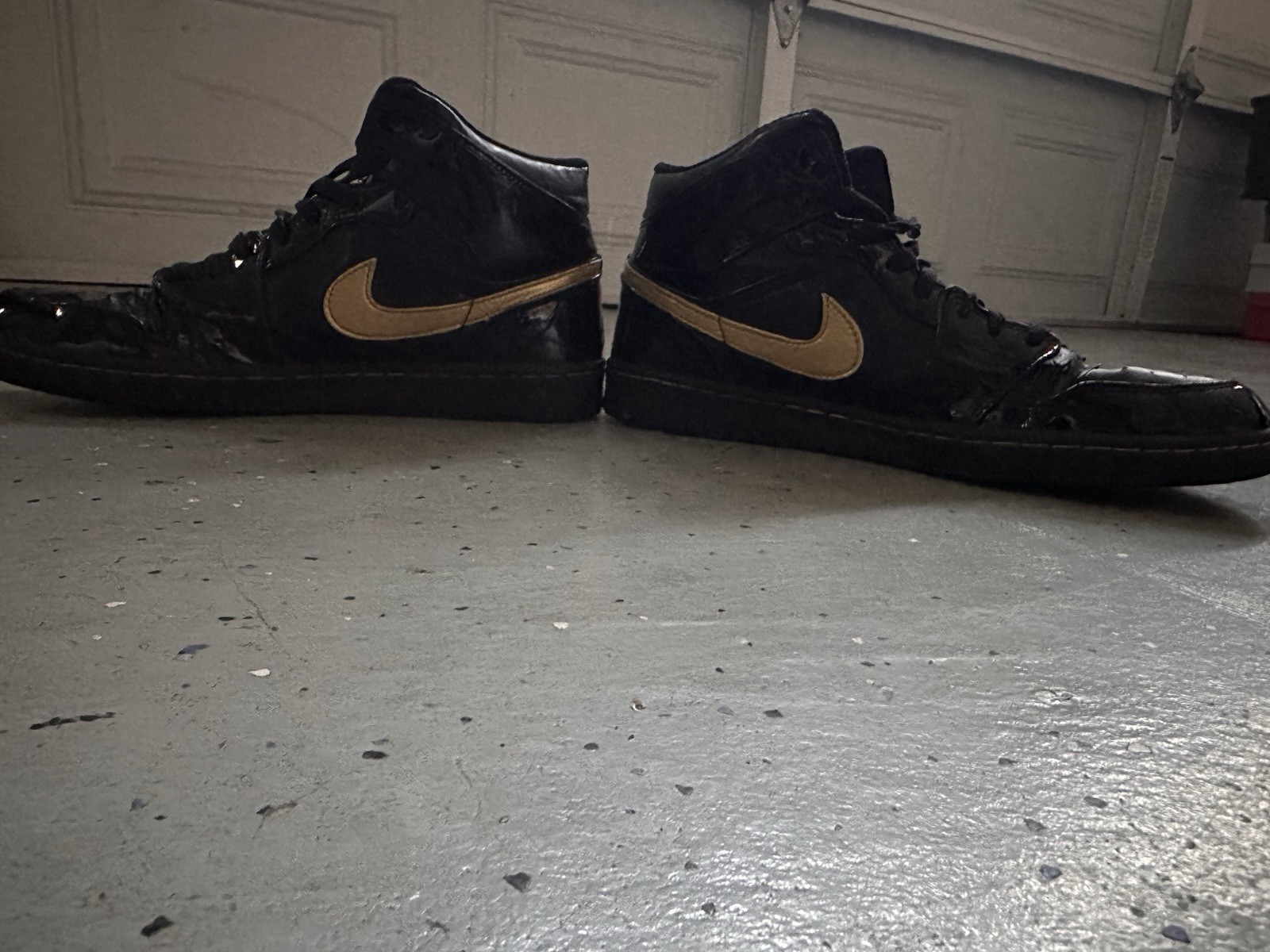 Nike Air Jordan 1 Retro Metallic Gold 2003 Size 12 🔥