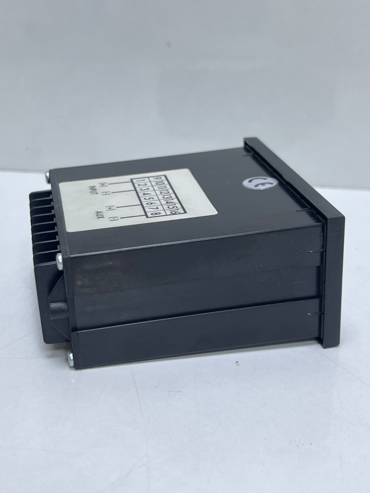 CEWE M300-VAD Digital Panel Meter 0-138VAC