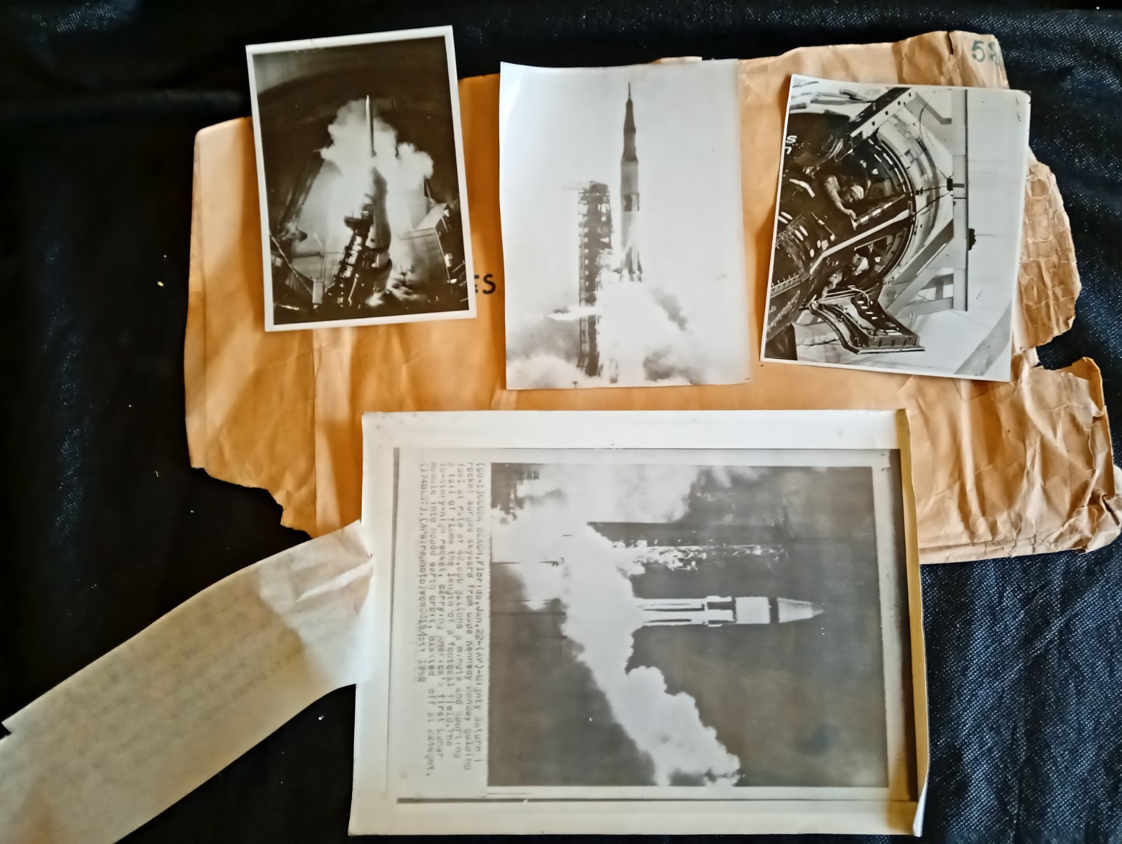 Vintage 1960s NASA Space Program Press Archive - 16 Photos & 5 Negatives - DHL