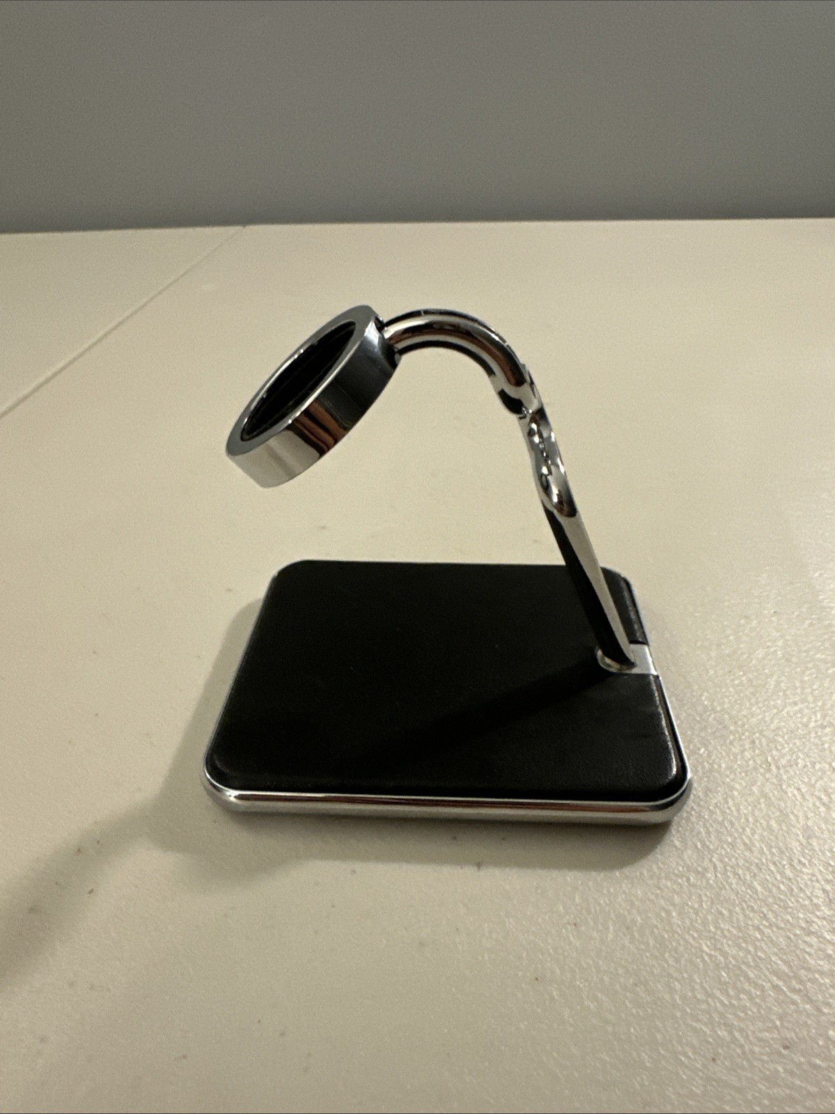 Twelve South Forte for Apple Watch Stand