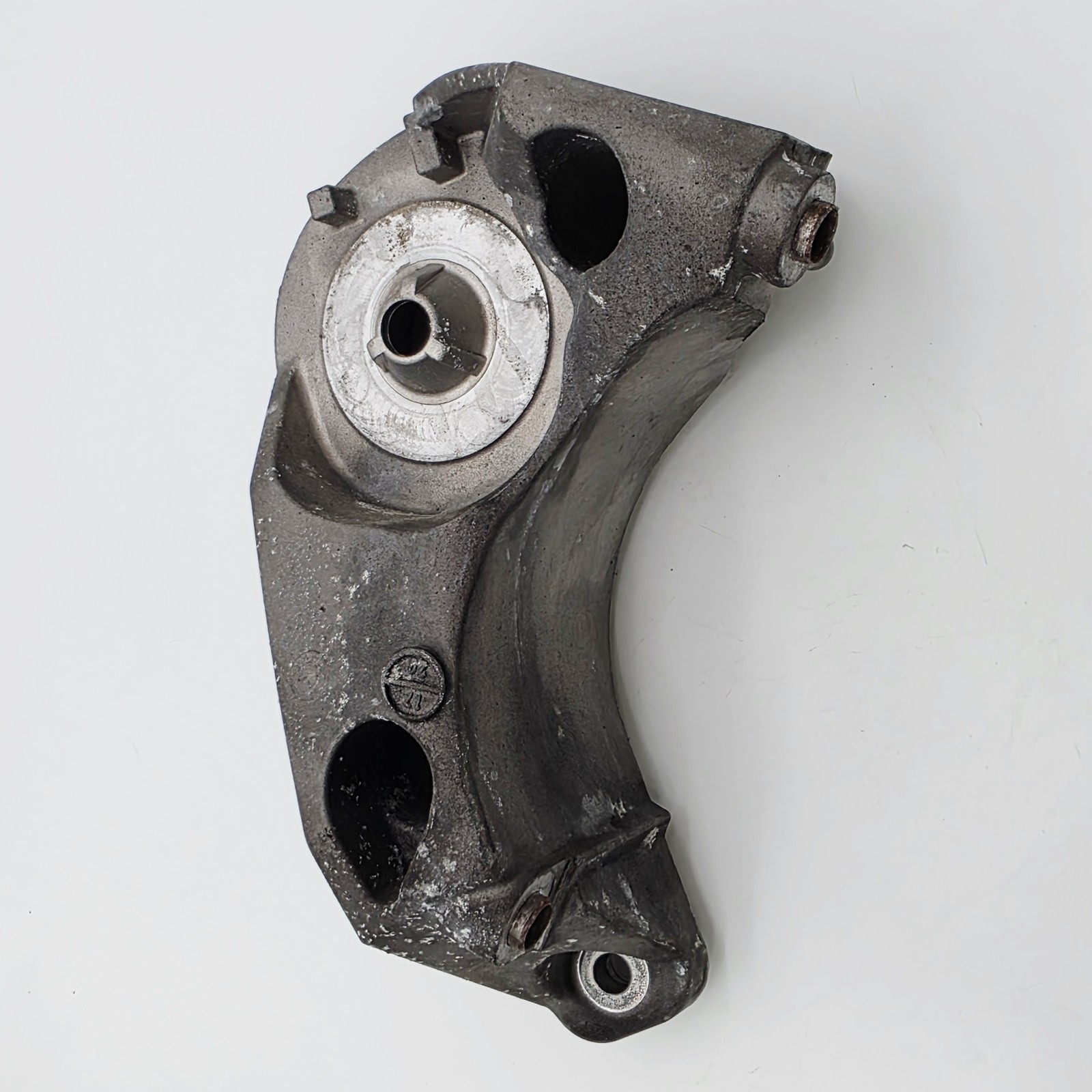 OEM 17-23 BMW M550i G30 Engine Idler Accessory Bracket 64557646804 Used