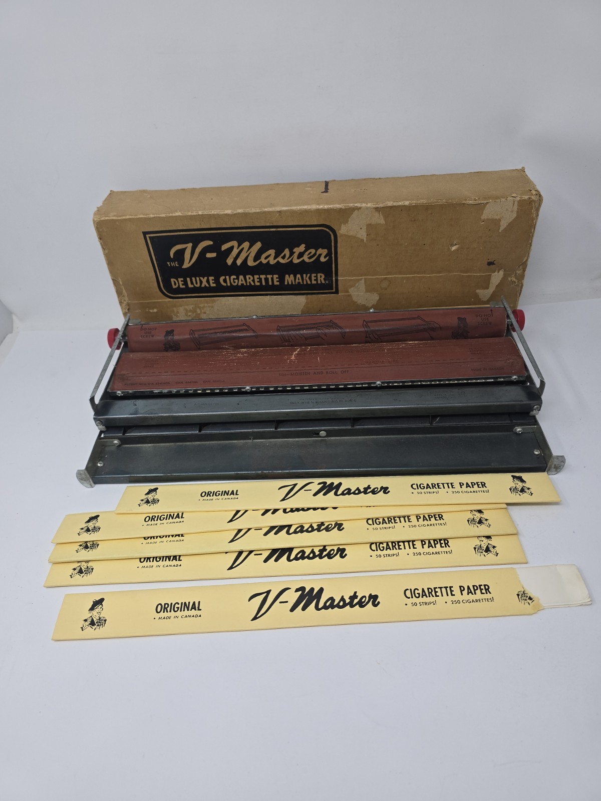 Vintage 1950s V MASTER  Deluxe Cigarette Maker w/ Original Box & Papers