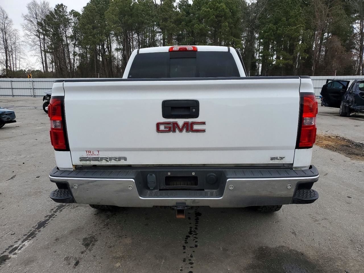 SIERRA150 2015 Glove Box 4976354