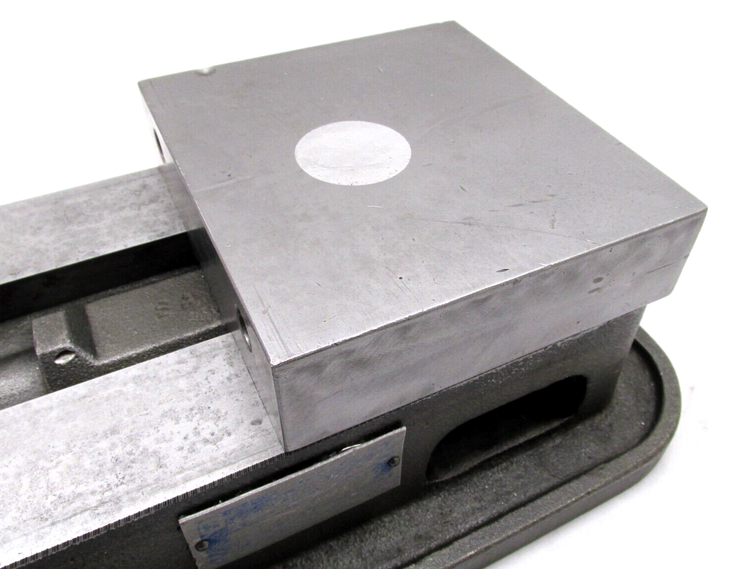 KURT ANGLOCK 6" MILLING MACHINE VISE - #D60