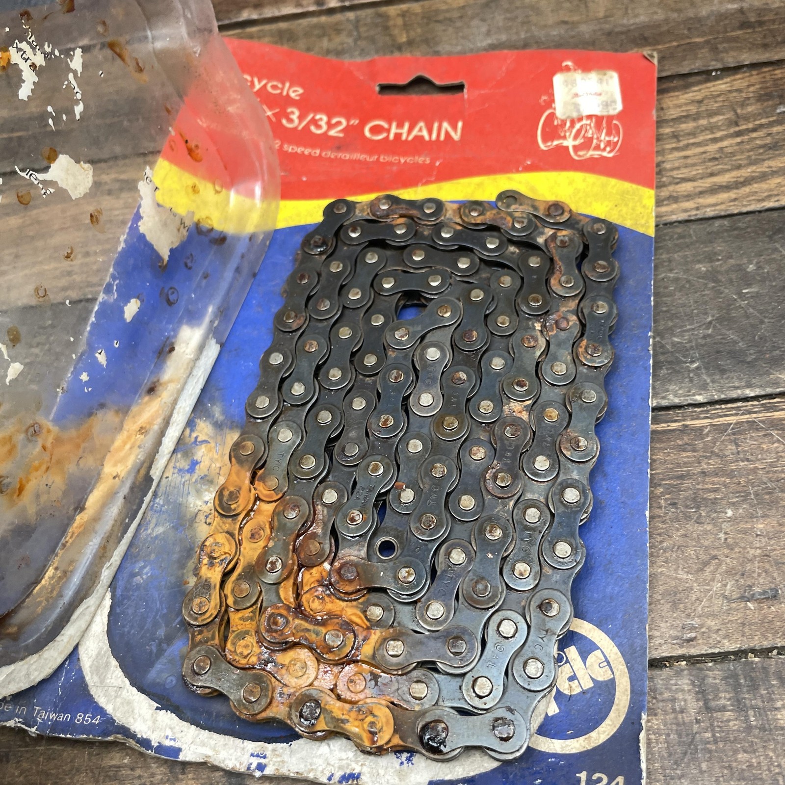 Vintage TYC Bicycle Chain 1/2 x 3/32 for 5-12 Speed Derailleur RUSTY Parts