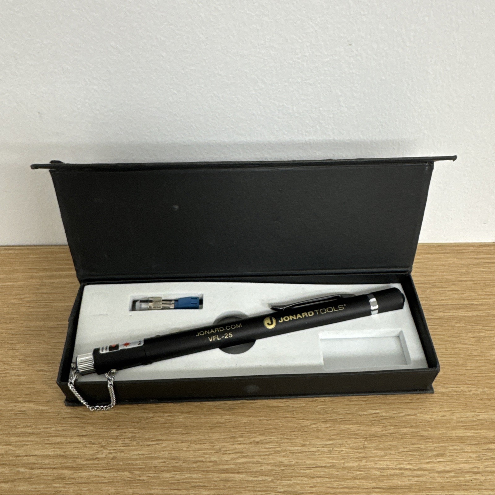 Jonard tools VFL-25 Visual Fault Locator Kit Fiber Optic