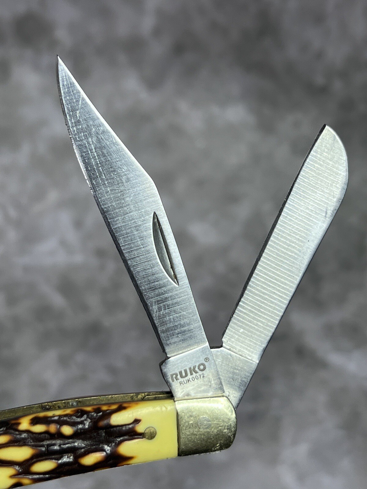 Ruko dMulti Tool Pocket Tactical Camping Folding Army Knife 1711