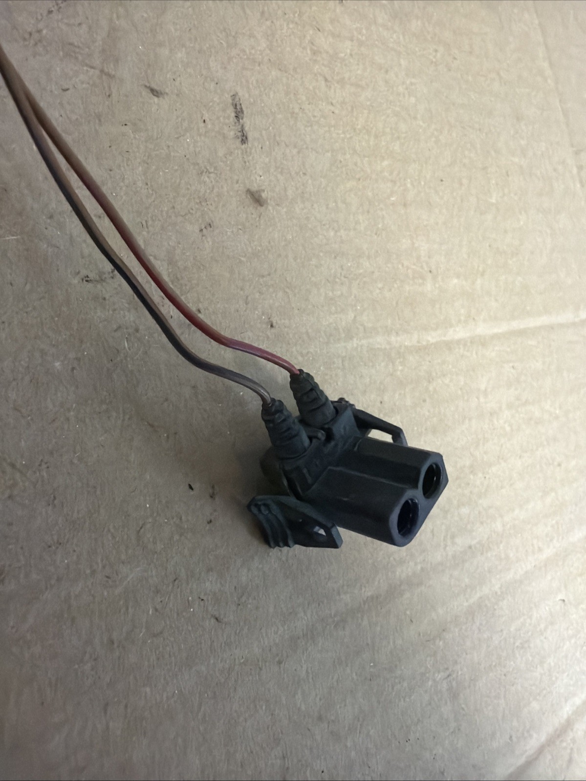 x1 OEM BMW E30 E36 Diff Differential Plug Terminal Connector Housing 90* 1378416