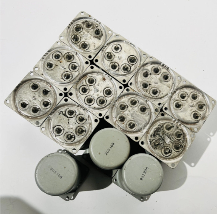 1 X Milspec UTC(?) Tube Input Output Transformers Langevin Amp / Passive DI
