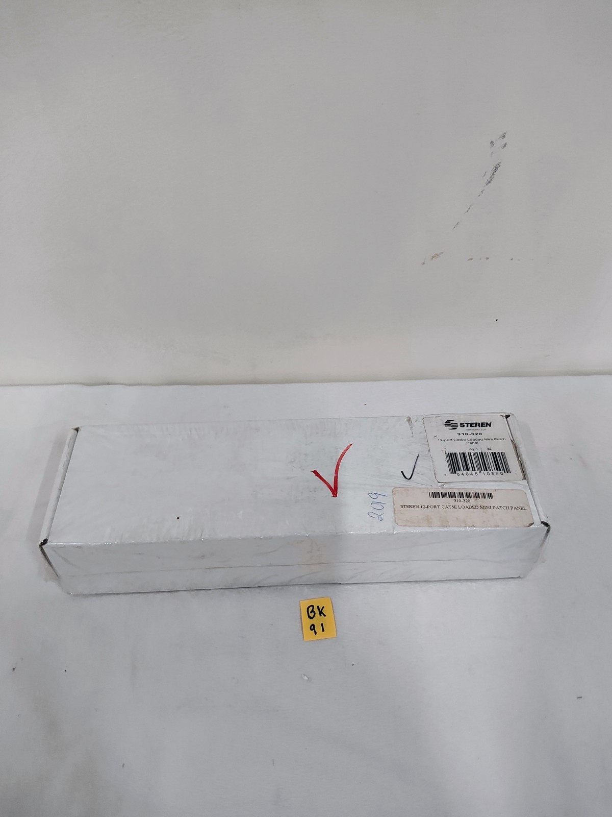 STEREN 12-Port Cat5e 110-IDC Mini Patch Panel 310-320