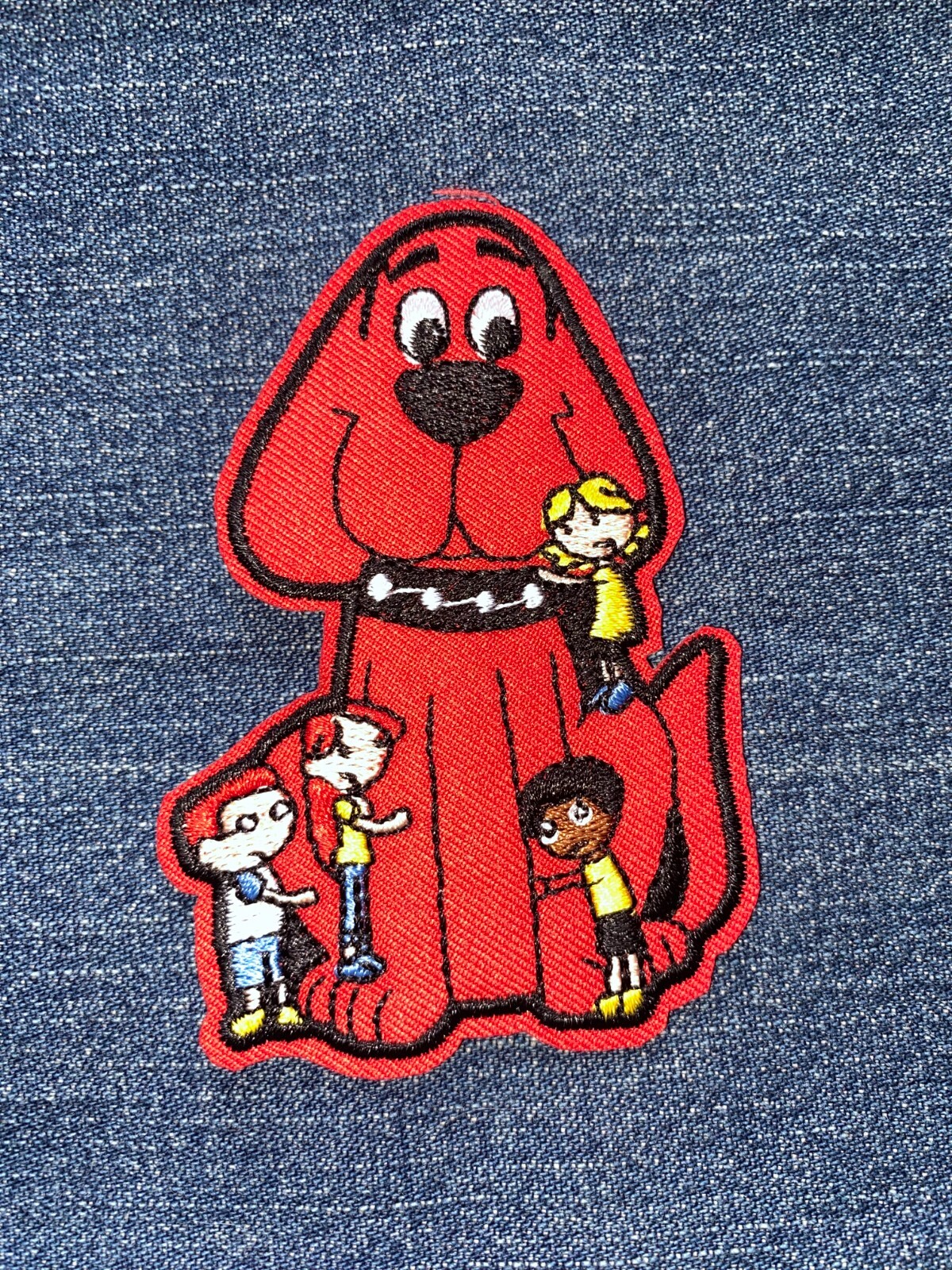 CLIFFORD Embroidered PATCH Iron On NEW Big Red Dog