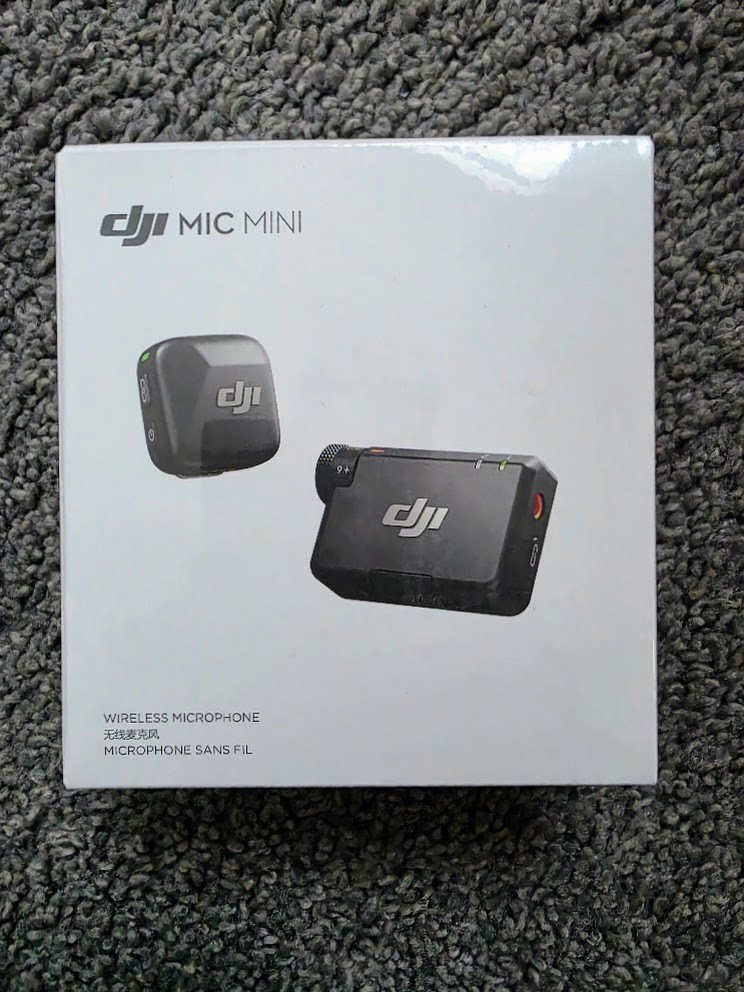 DJI Mic Mini (1 TX + 1 RX) Wireless Lavalier Microphone [iPhone/Camera/Android]