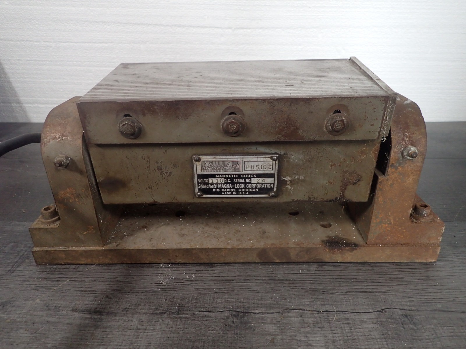 Hanchette Magna Lock HB510C Magnetic Chuck 110 Volts With Swiveling Base USA