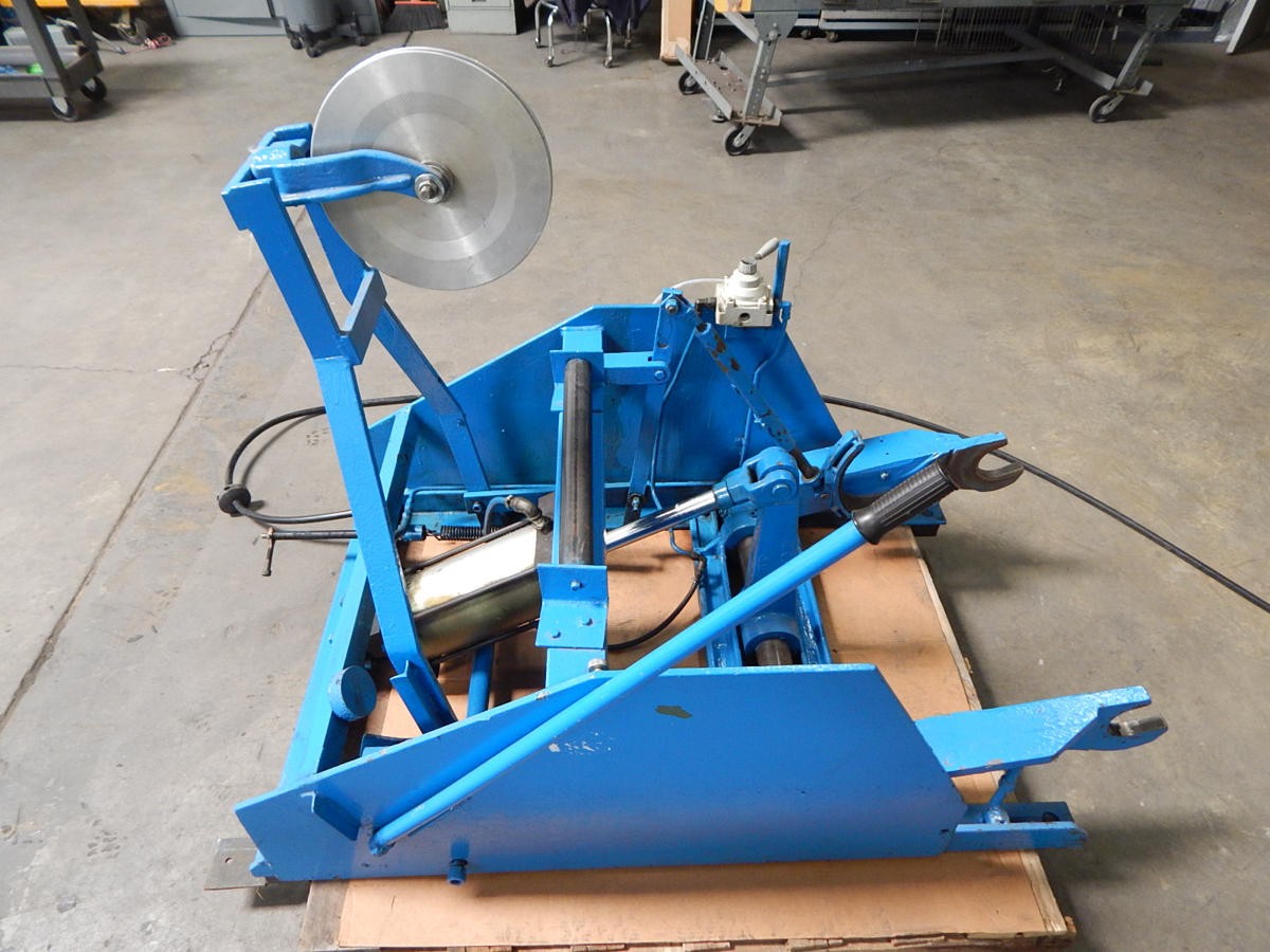 DAVIS STANDARD 16-36X18 FEEDER SHAFTLESS PAYOFF M3143
