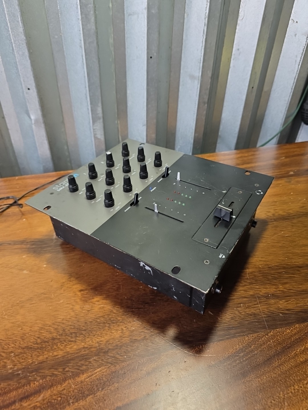 Stanton SMX202 2-Channel DJ Mixer