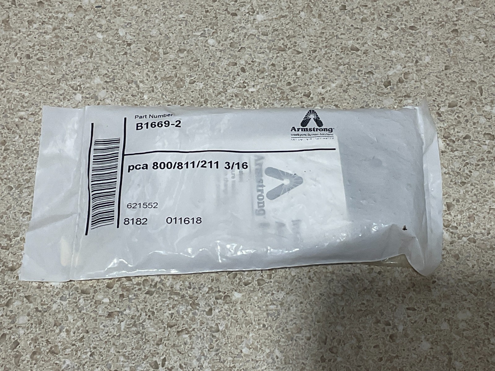 Armstrong B1669-2 PCA 800/822/211 3/16 NEW