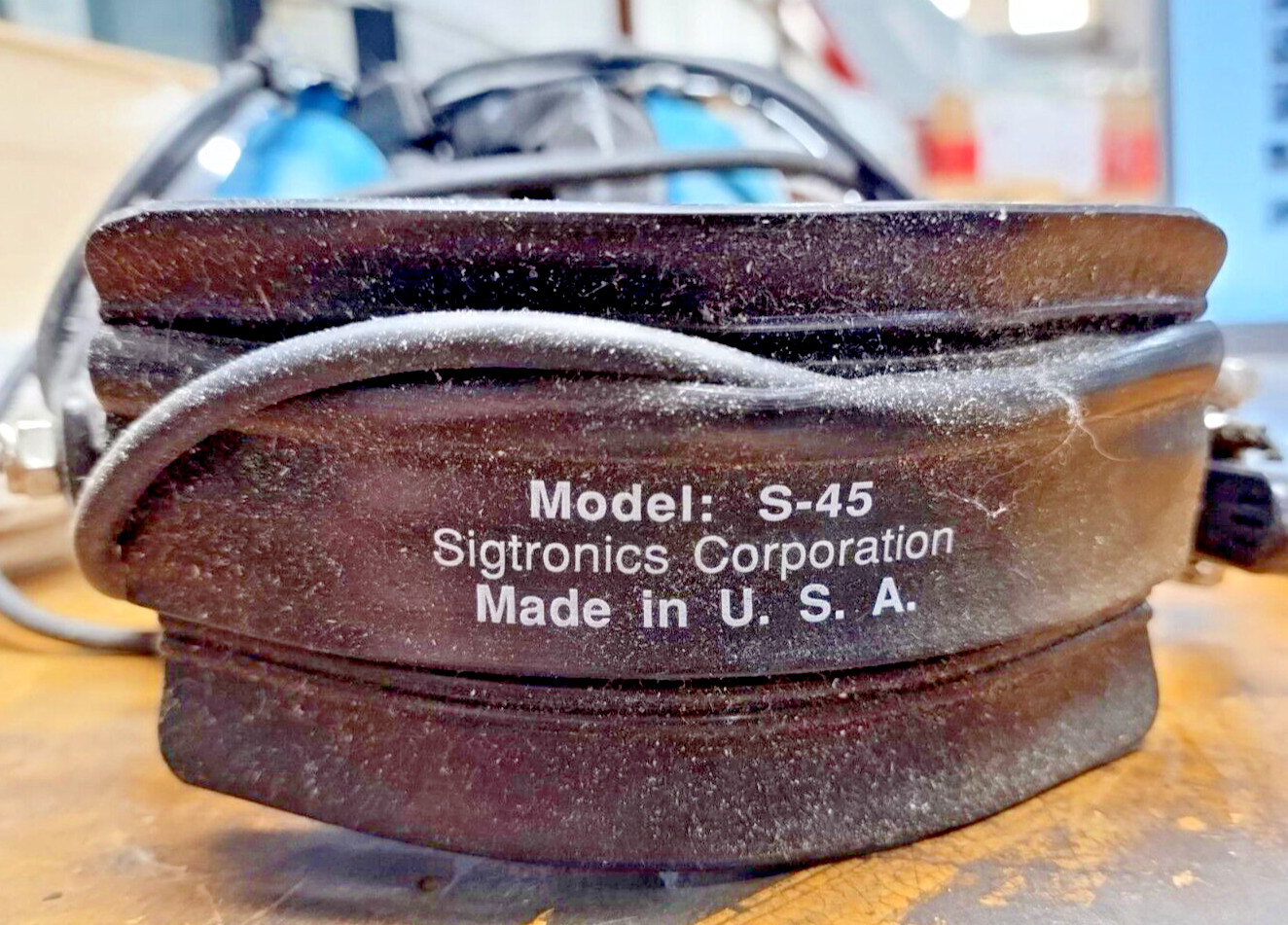 Sigtronics Headset with Microphone and Earpads, Model # S-45, Used