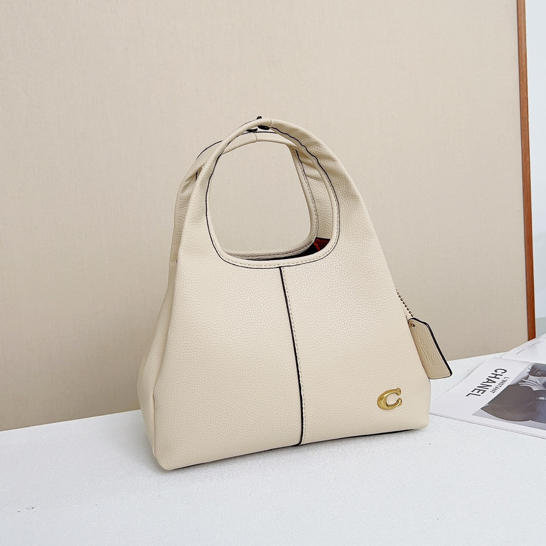 New COACH CM545 Lana Shoulder 23 Polished Pebble Leather Ivory Outlet JPN