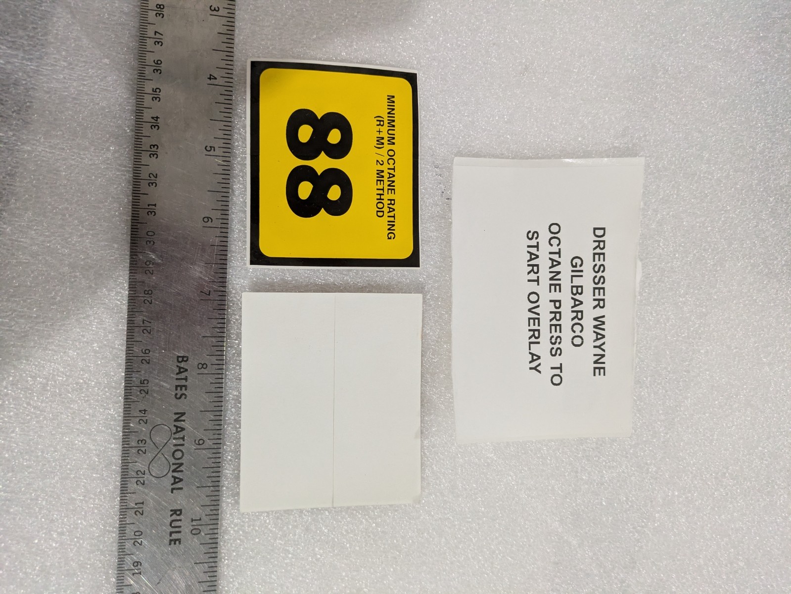 DRESSER WAYNE GILBARCO OCTANE PRESS TO START OVERLAY MINIMUM 88 DECAL STICKER