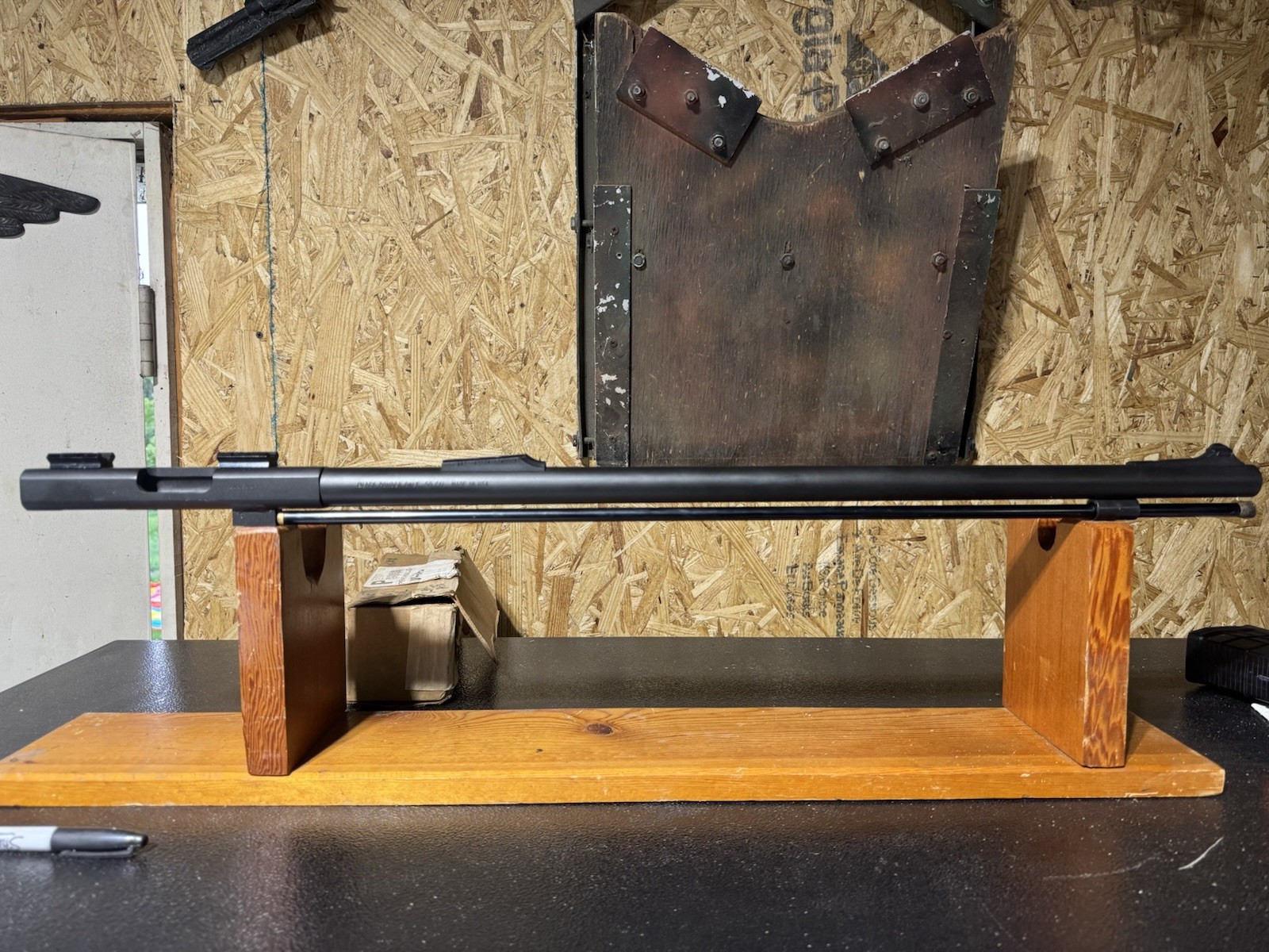 Knight  Black Knight 50 Cal Muzzleloader Barrel W/Breech And Ramrod 23”