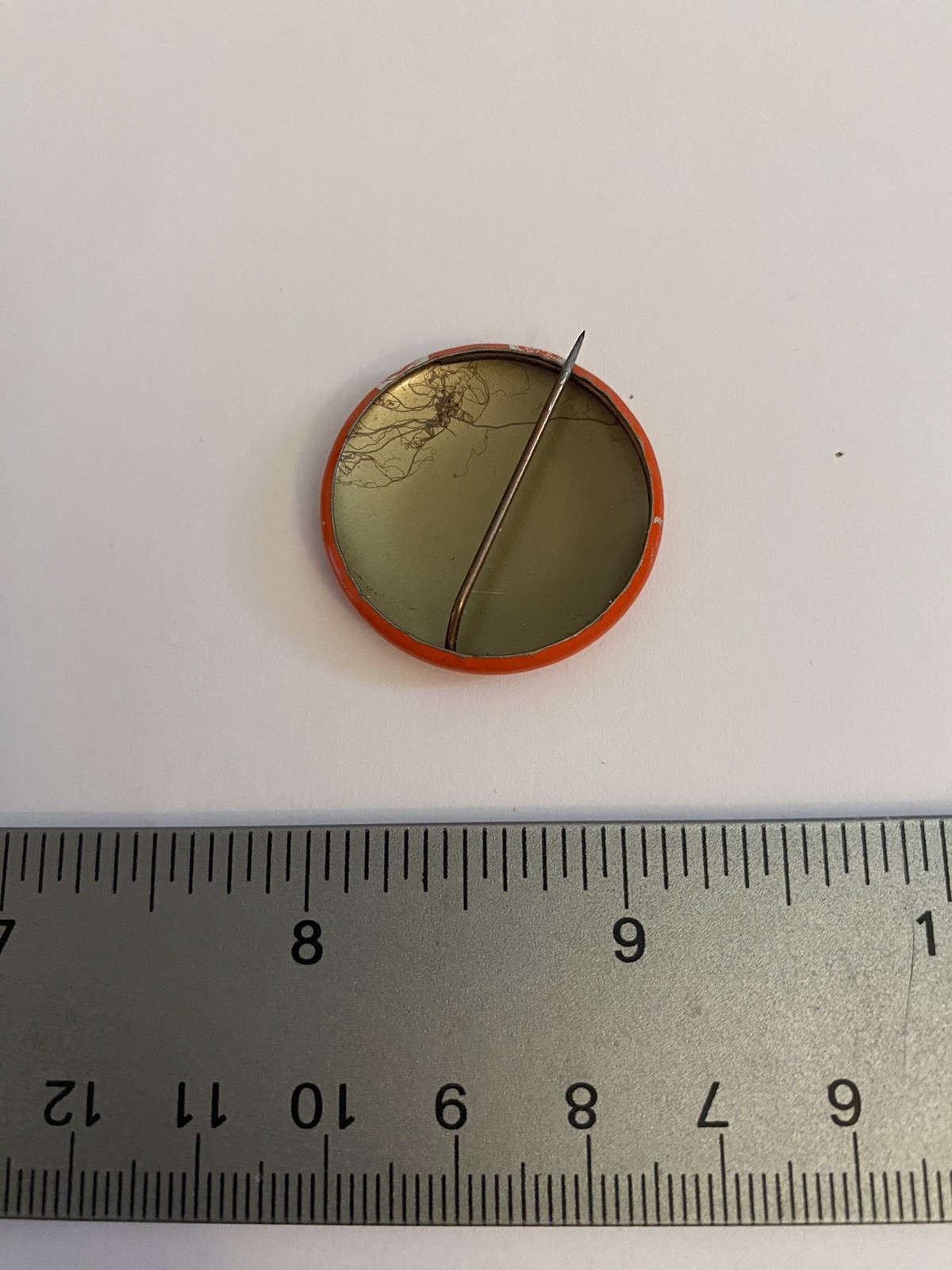 Humphrey Pin Back Button P66