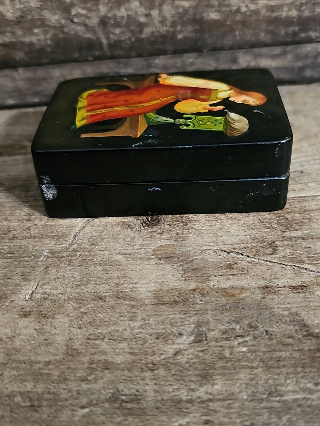 Lacquer Trinket Box ~ Girl Spinning Wool